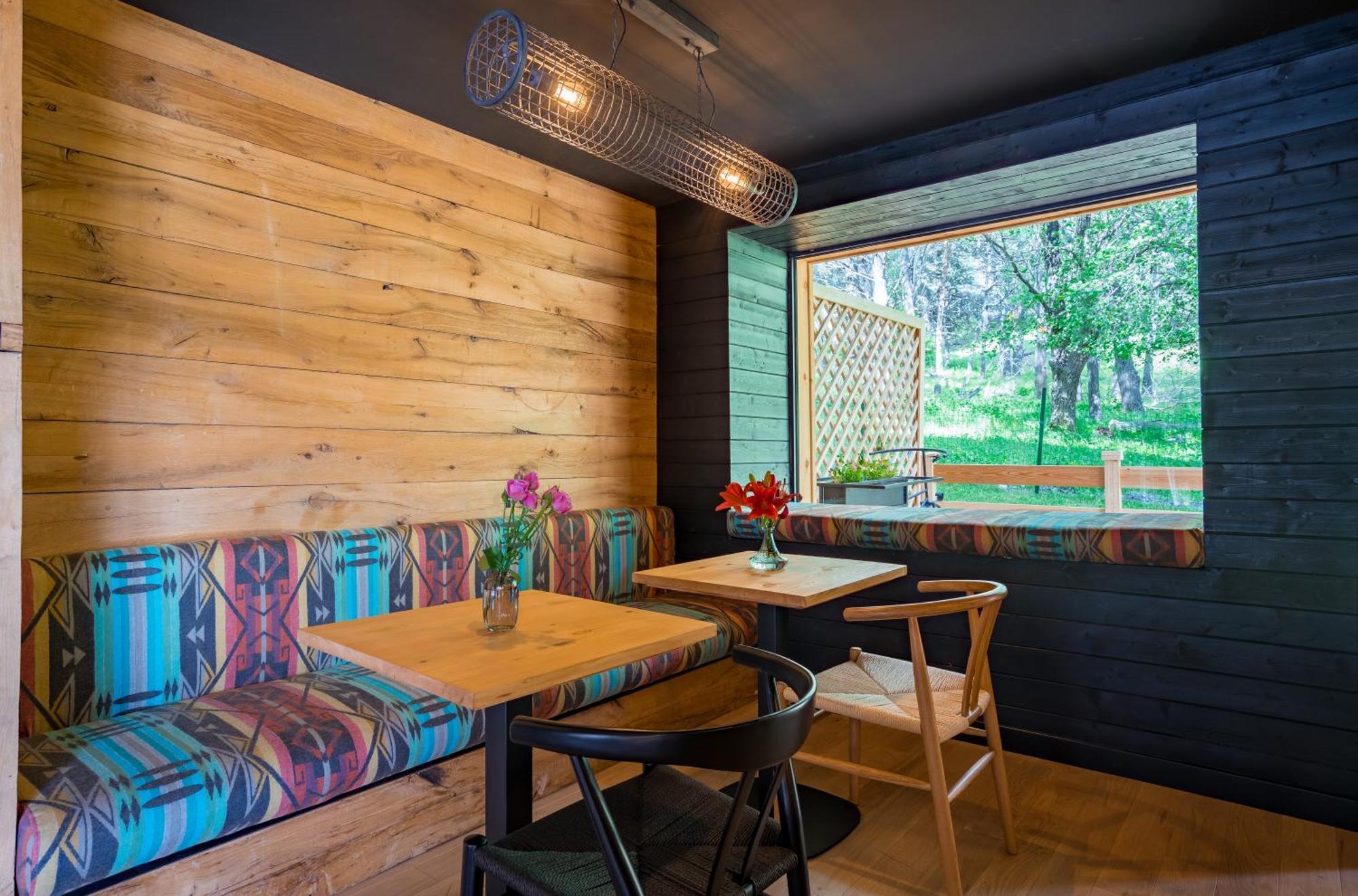 1740 Boutique Hotel Kazbegi Ngoại thất bức ảnh