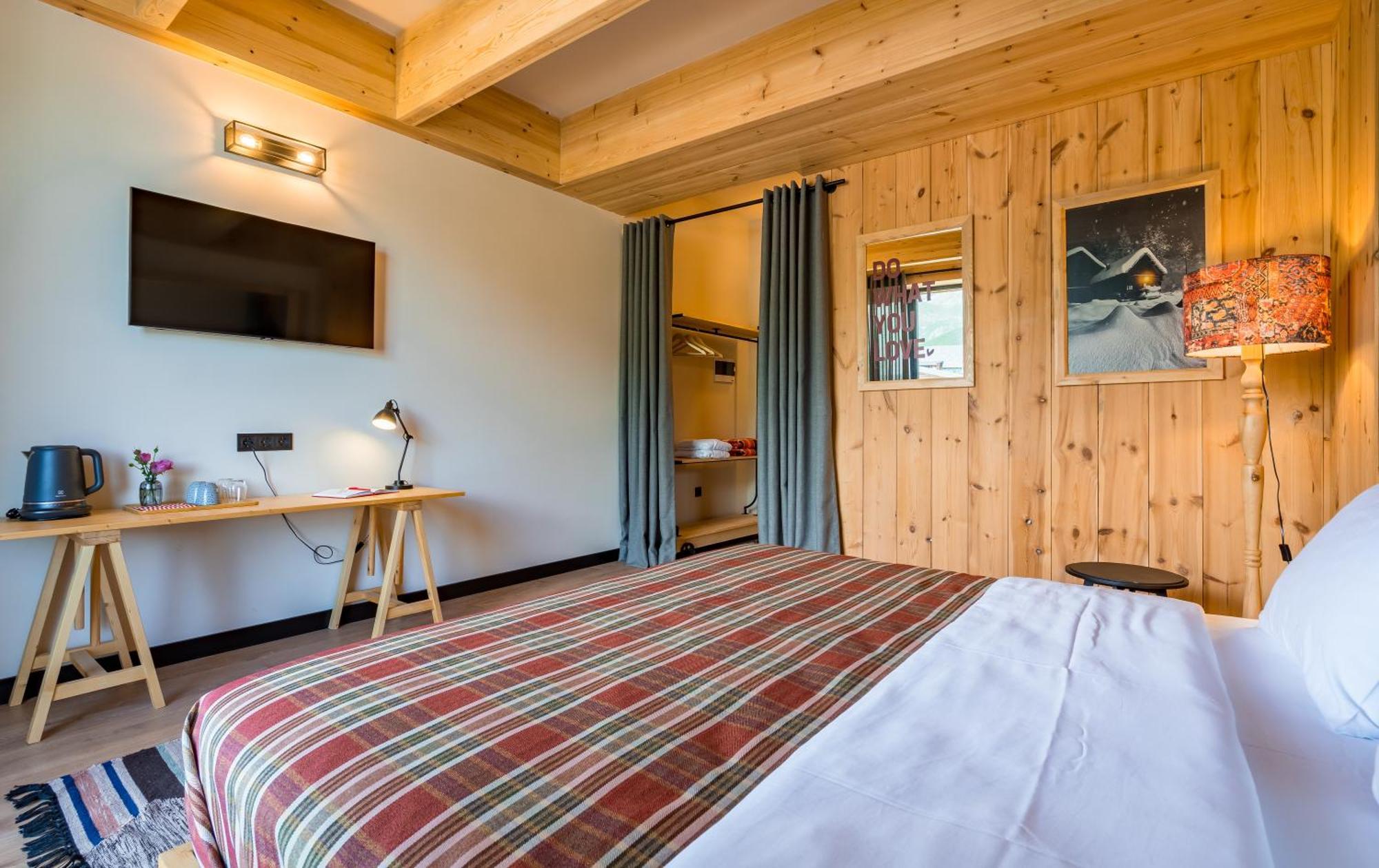 1740 Boutique Hotel Kazbegi Ngoại thất bức ảnh